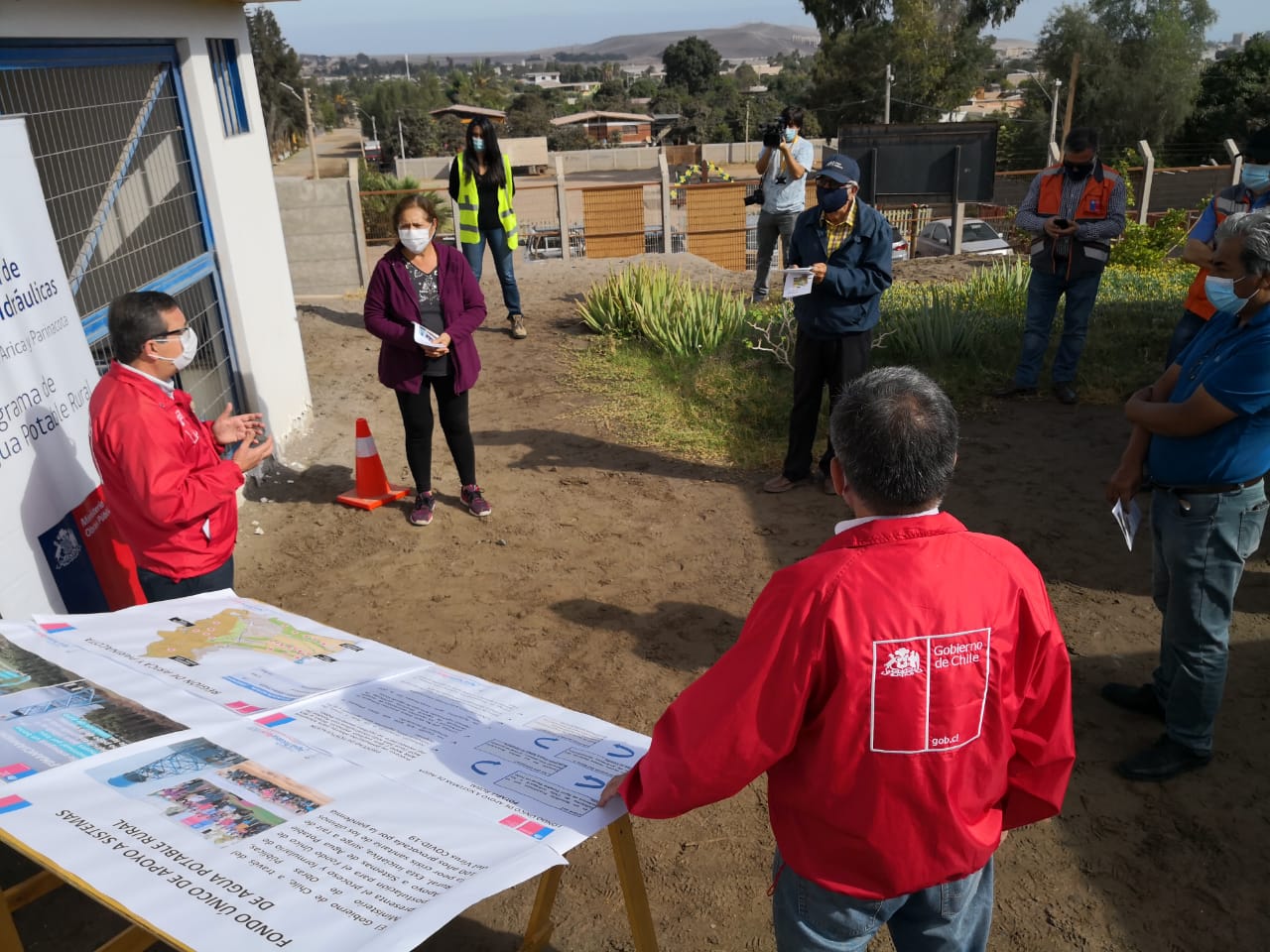 Intendente Roberto Erpel junto al MOP (Arvicho).jpeg